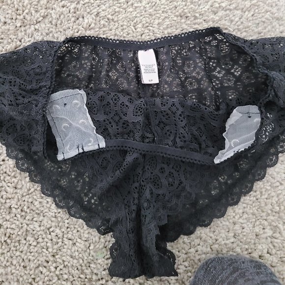 Victoria's Secret Lace Shorts - Picture 4 of 6
